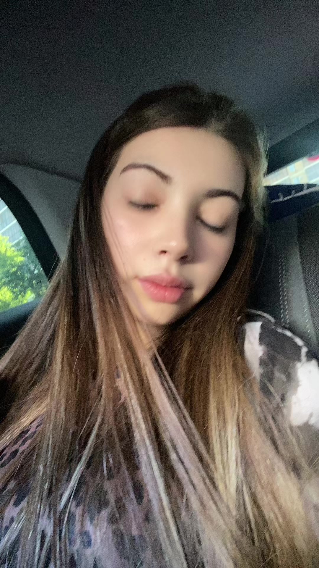 @🤍