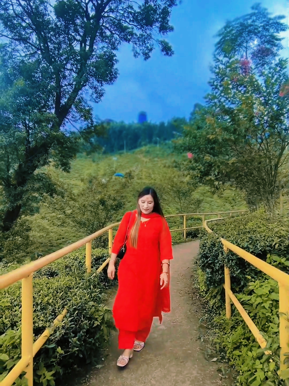 @𝓚𝓻𝓲𝓽𝓲 𝓢𝓽𝓱𝓪🥀