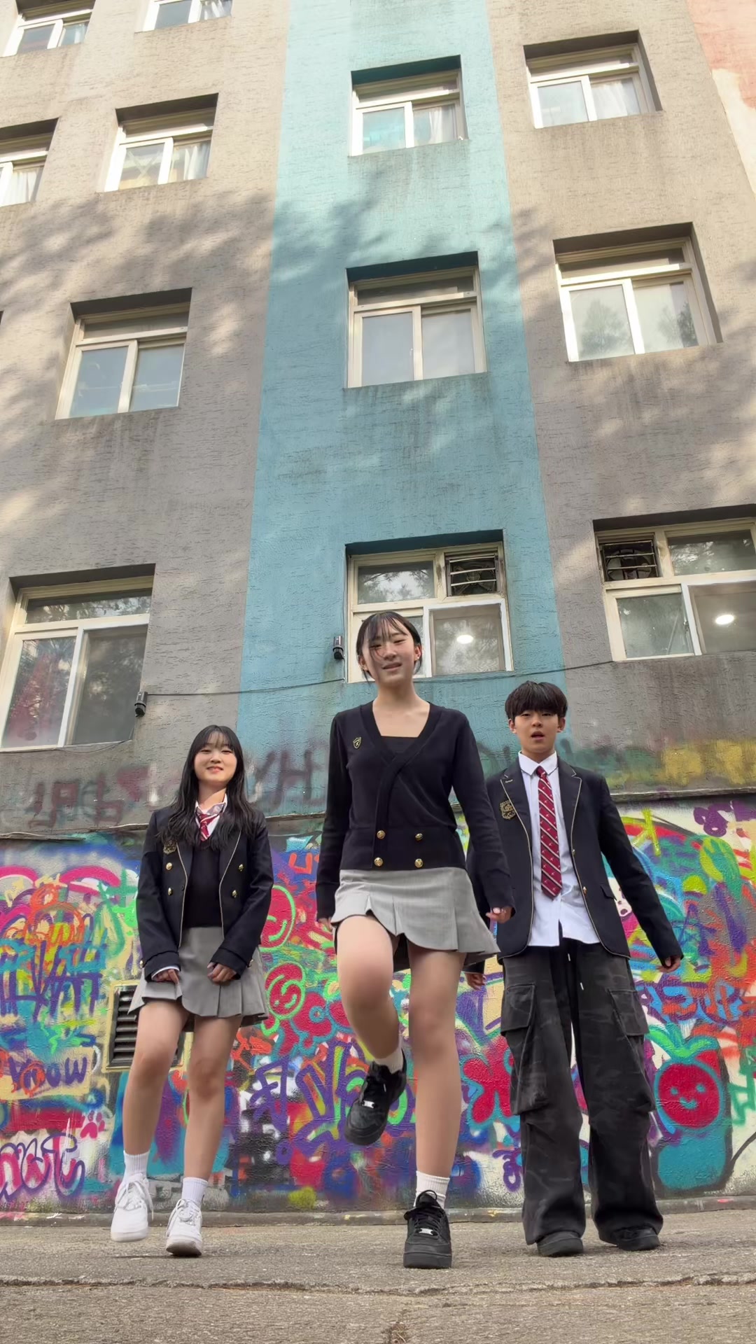 @︎ ︎ ︎ ︎ ︎ ︎예담담