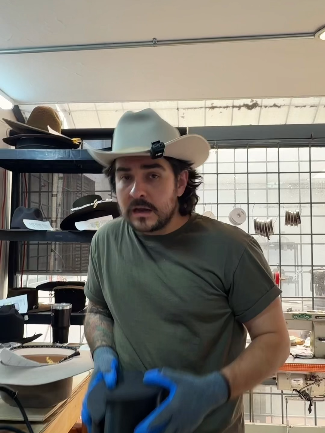 @Handsome Hats🇲🇽33 1985 4557
