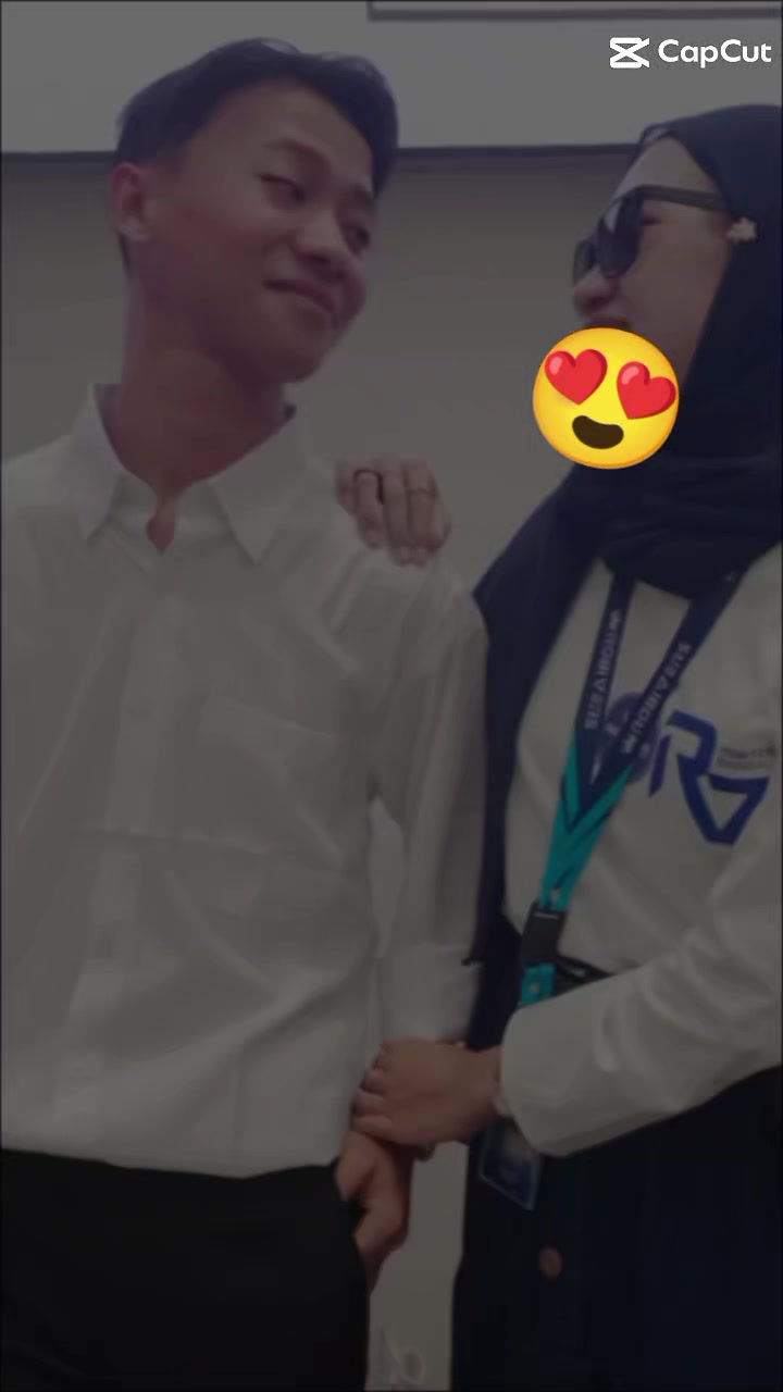 @Auliyanahh.Bombi q🥰)