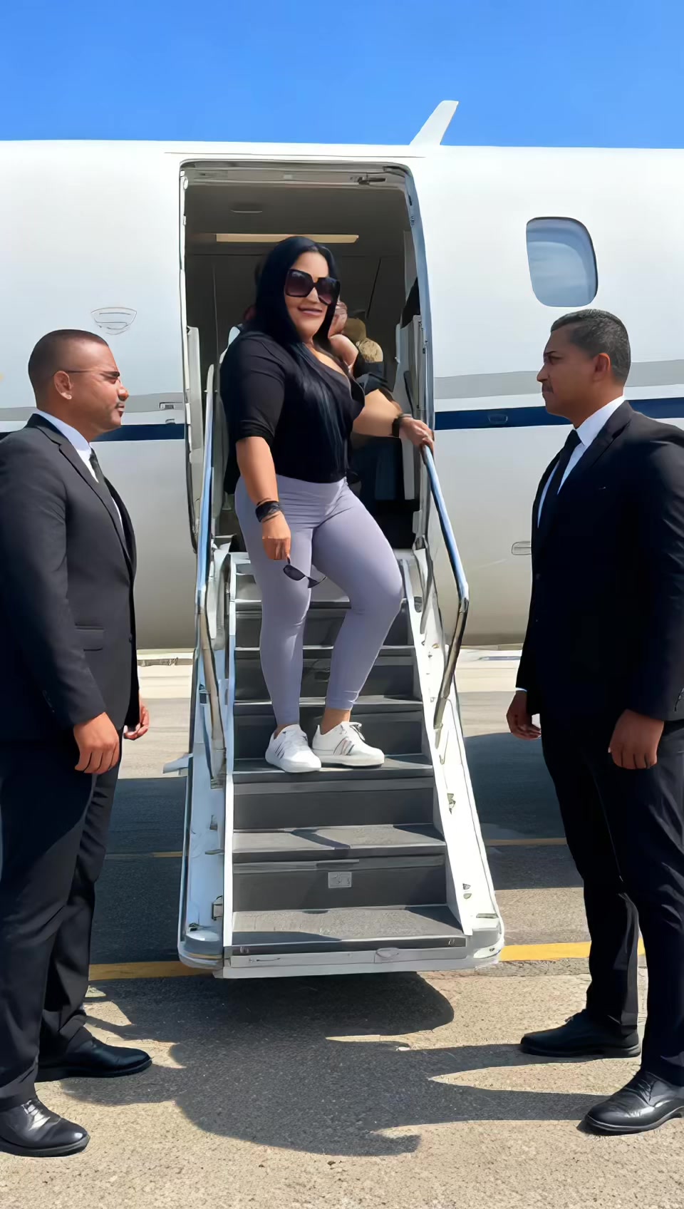 @La negra q tiene tumbao