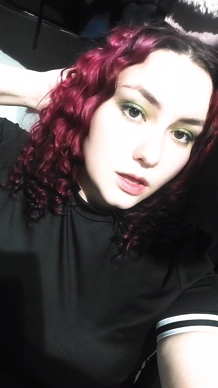 @Ведьмочка 😈