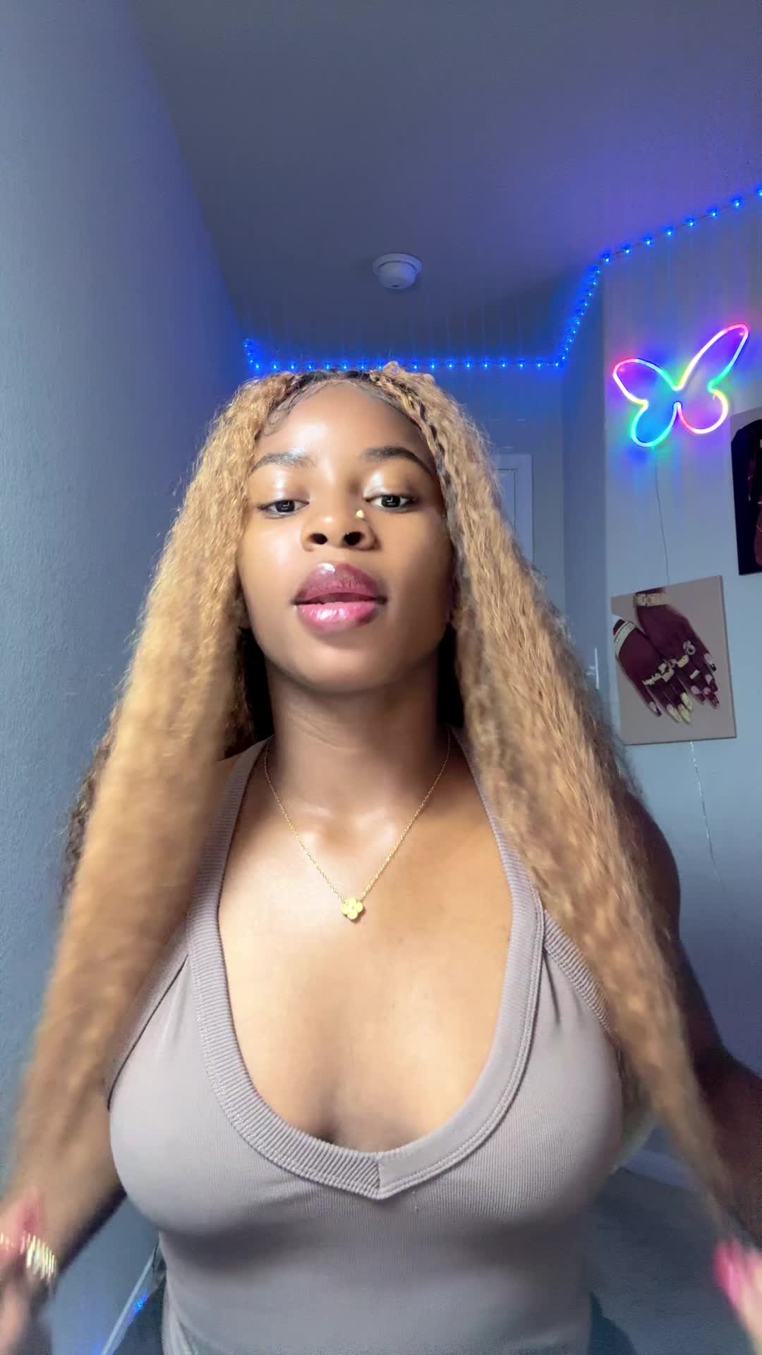 @B💕