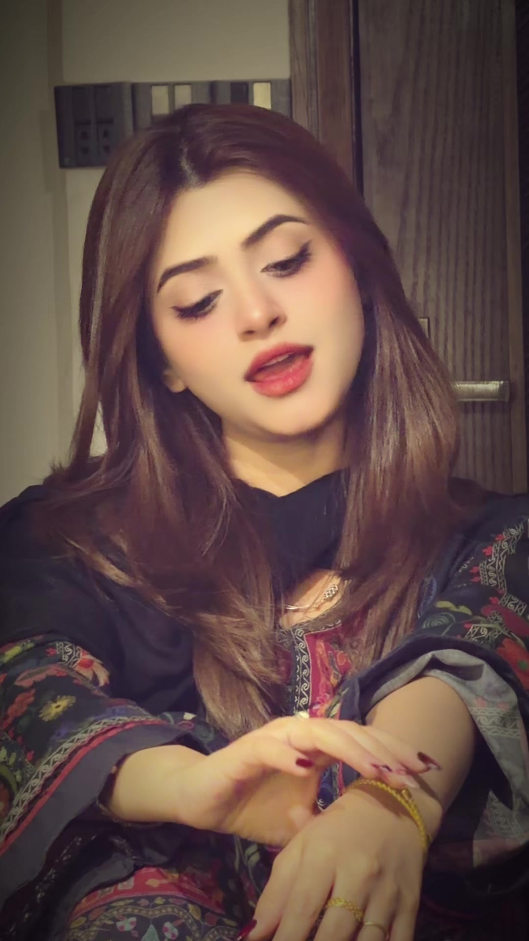 @Hira khan