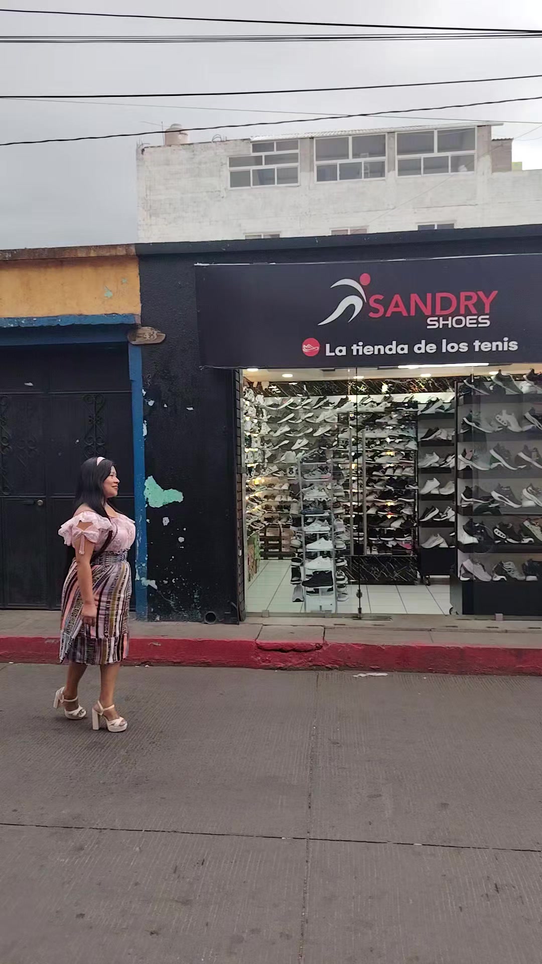 @LA SANDRITA