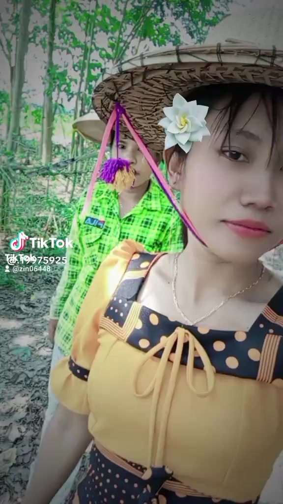 @🌼Ž&icirc;&ntilde;ž&icirc;&ntilde;🌼ဓနုဖြူသူလေးပါ🌻💚