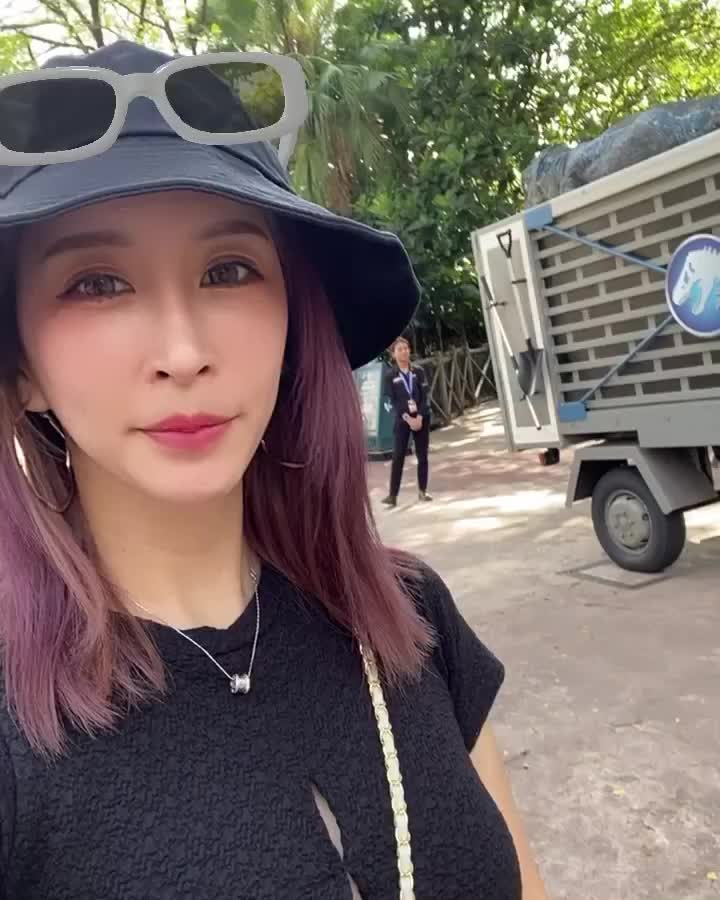 @张云曦 (Zhang Yun Xi)