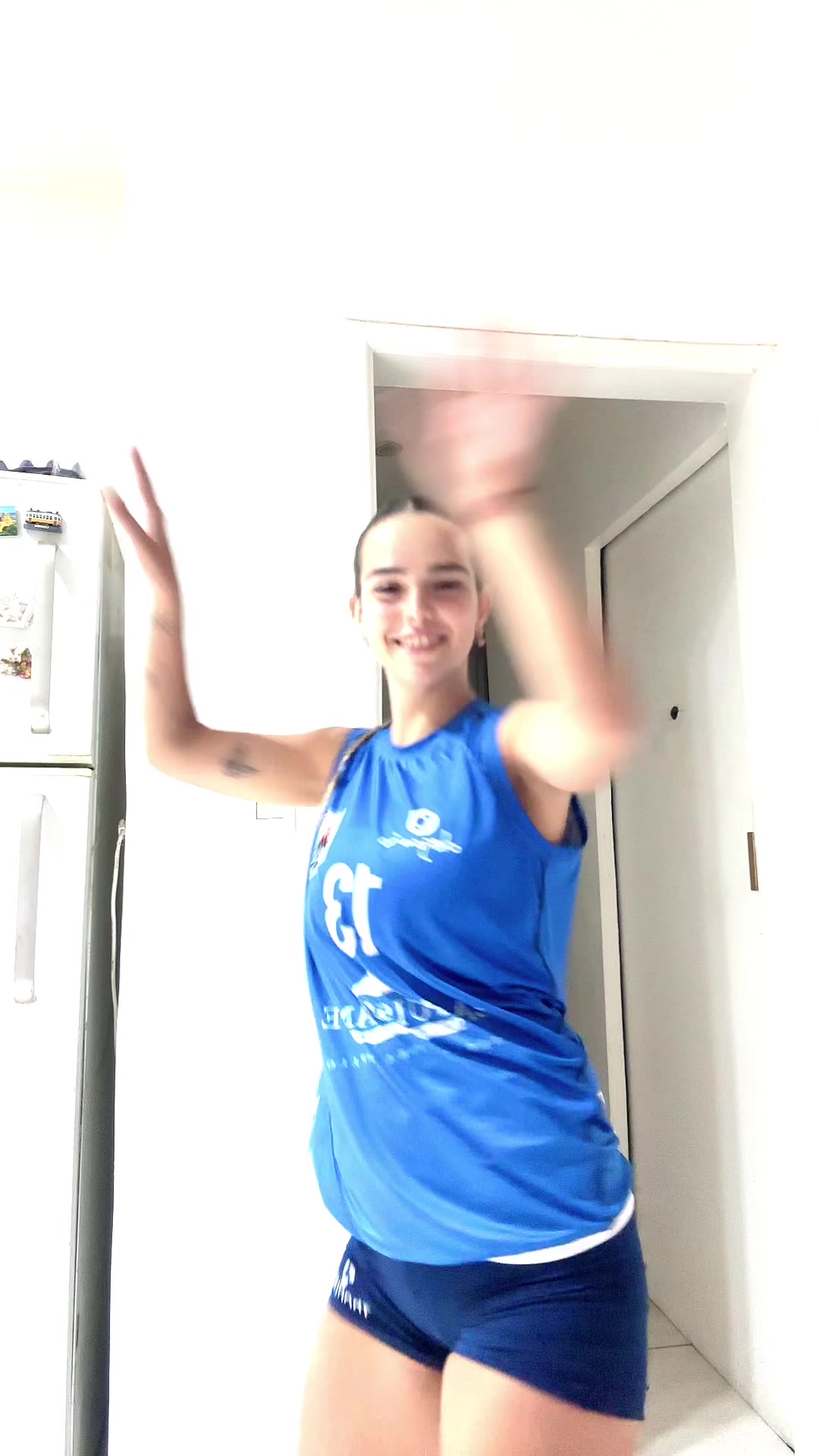 @Avii