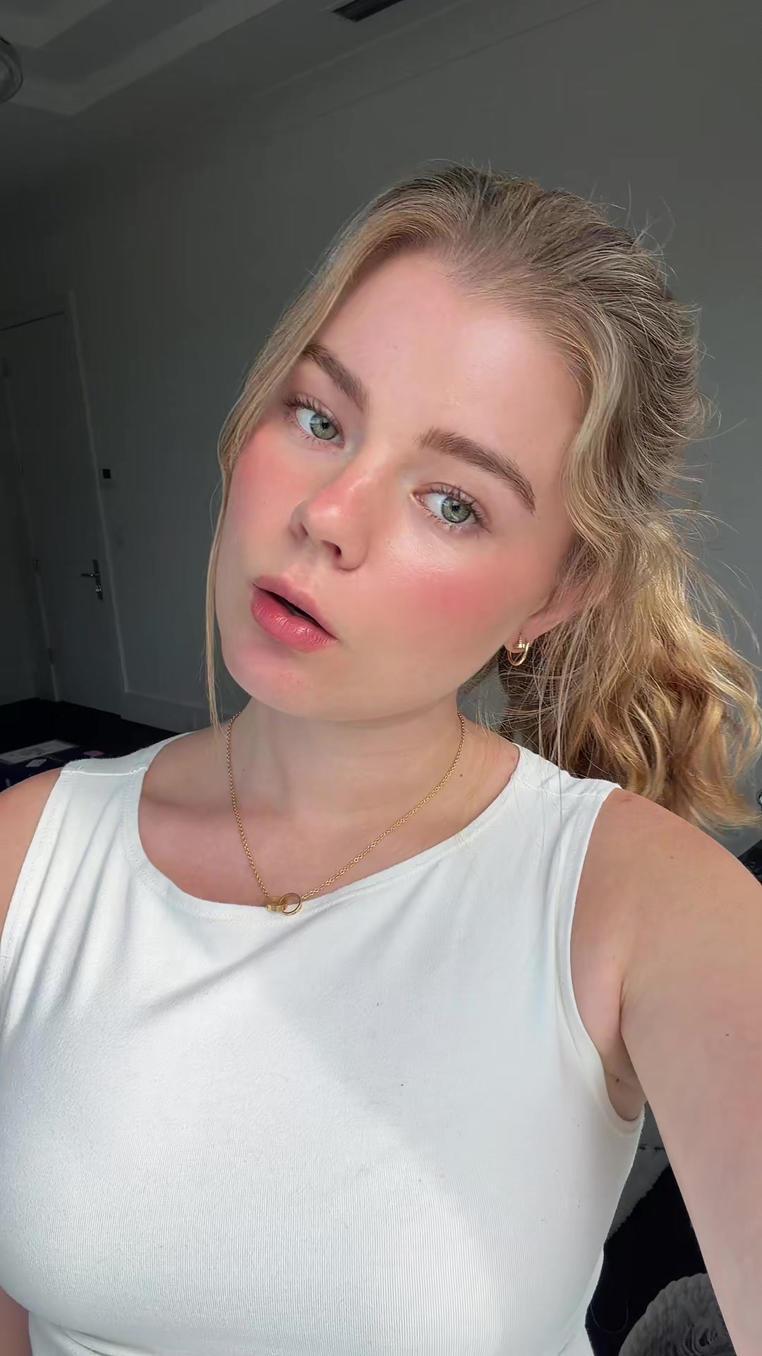 @Isa