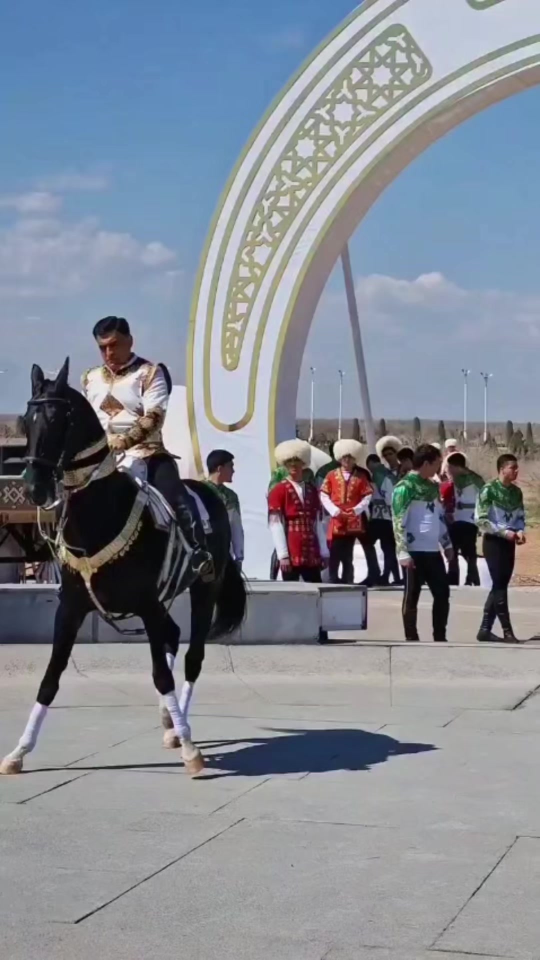 @سردار