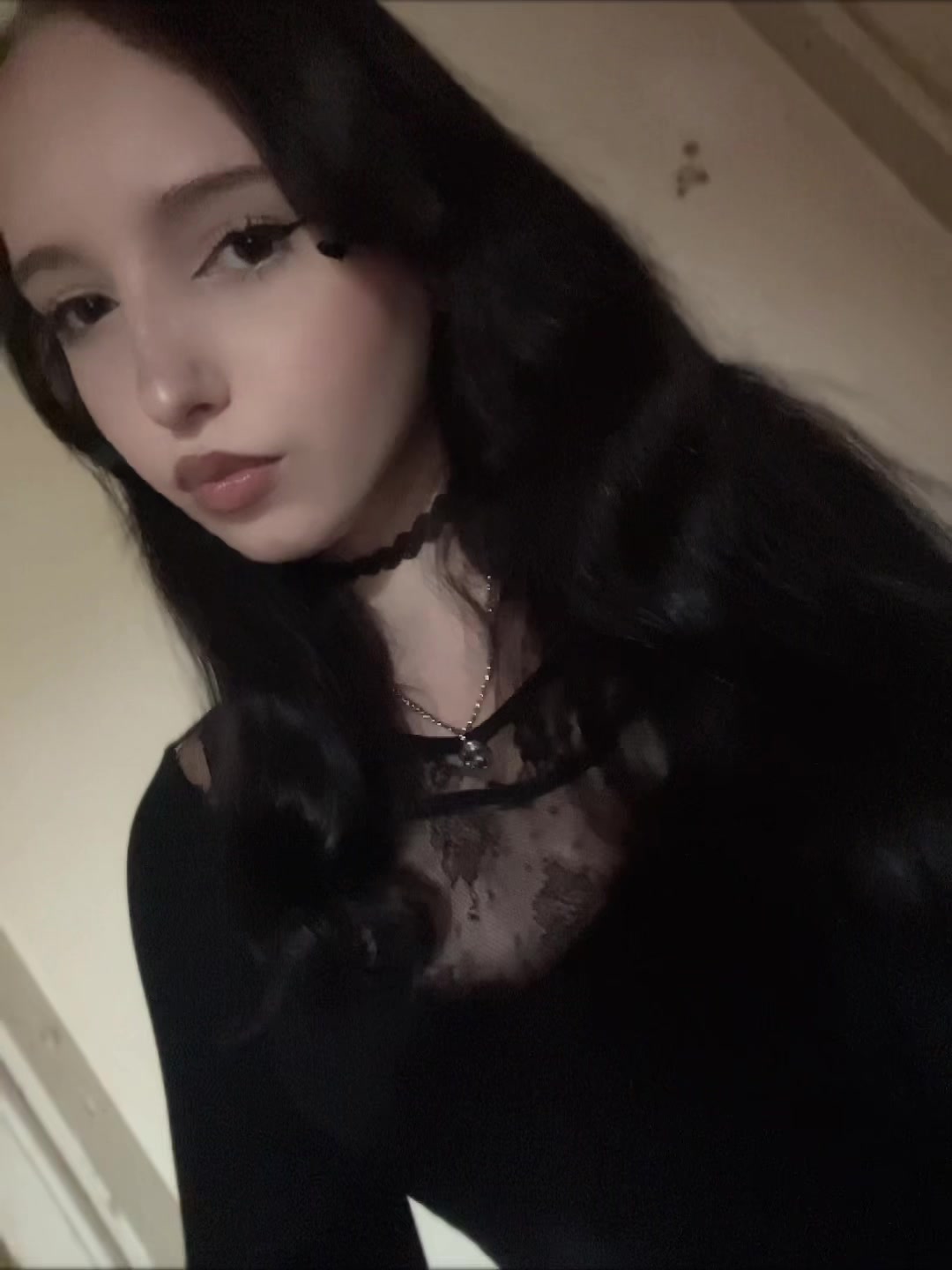 @𝐼𝑛𝑠𝑜𝑚𝑛𝑖𝑎♡