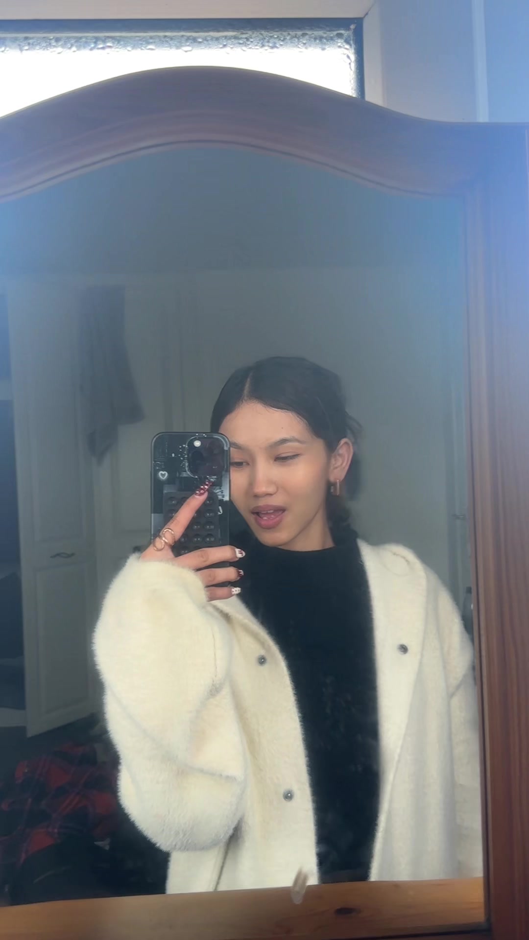 @Critikaaa