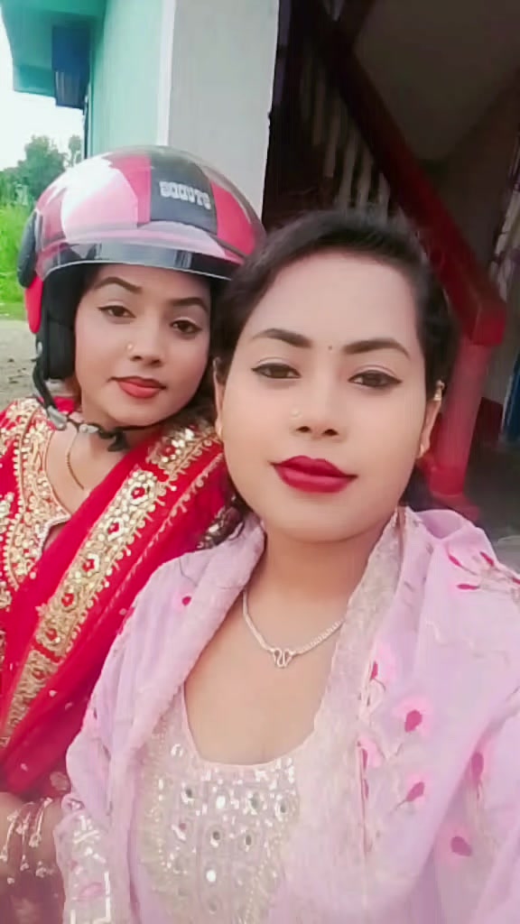 @Aliya Khan