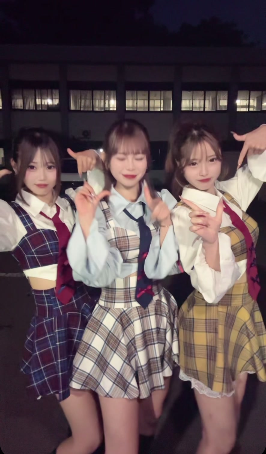 @しゅら