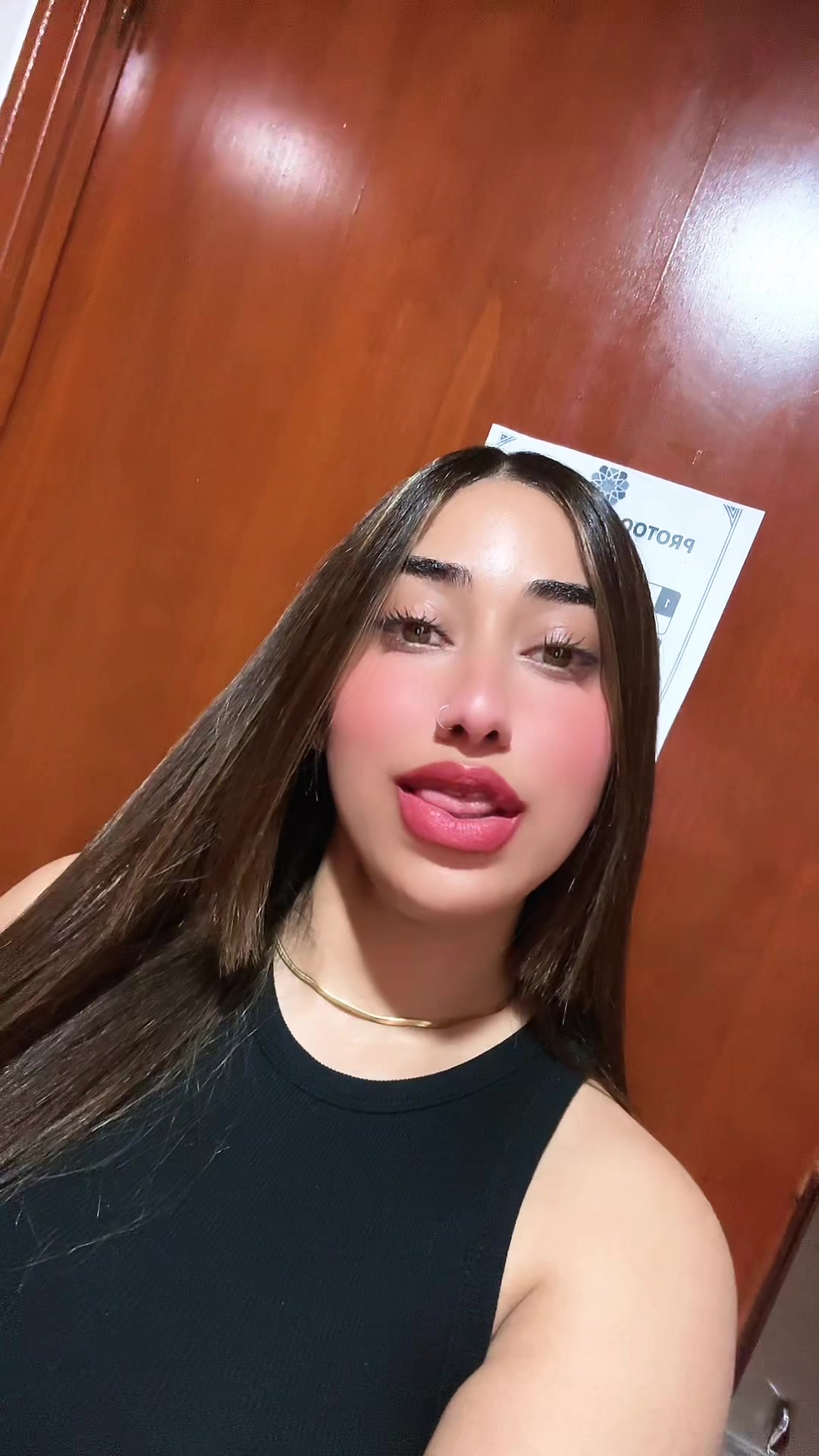 @𝓜𝓲𝓷𝓪 🎀