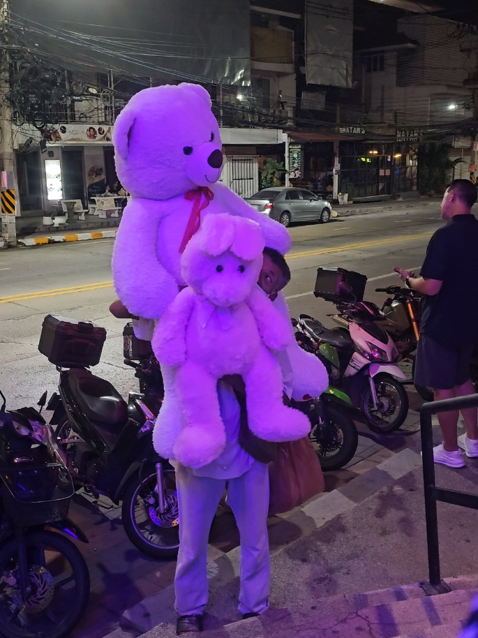 @Farangatang