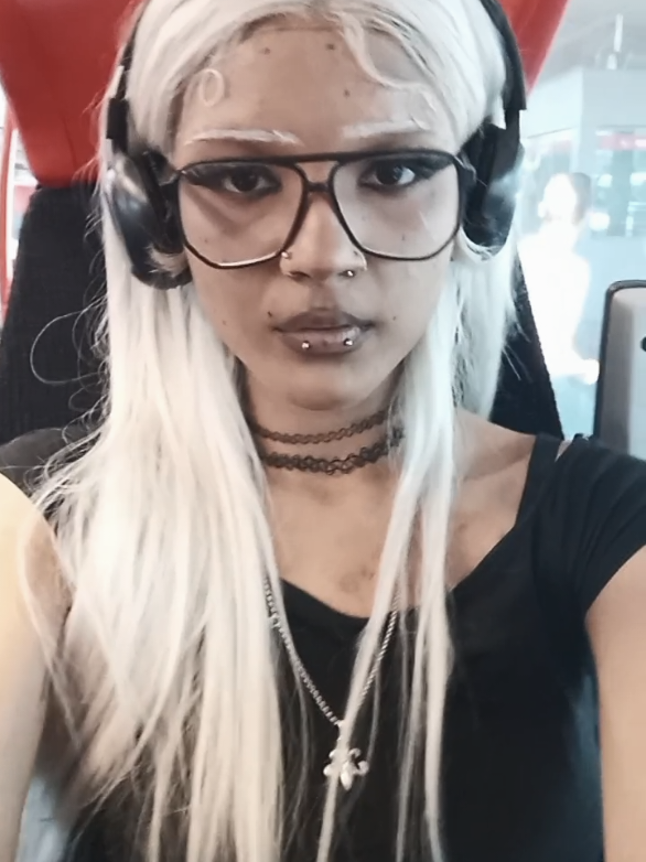 @naomi 👾💀