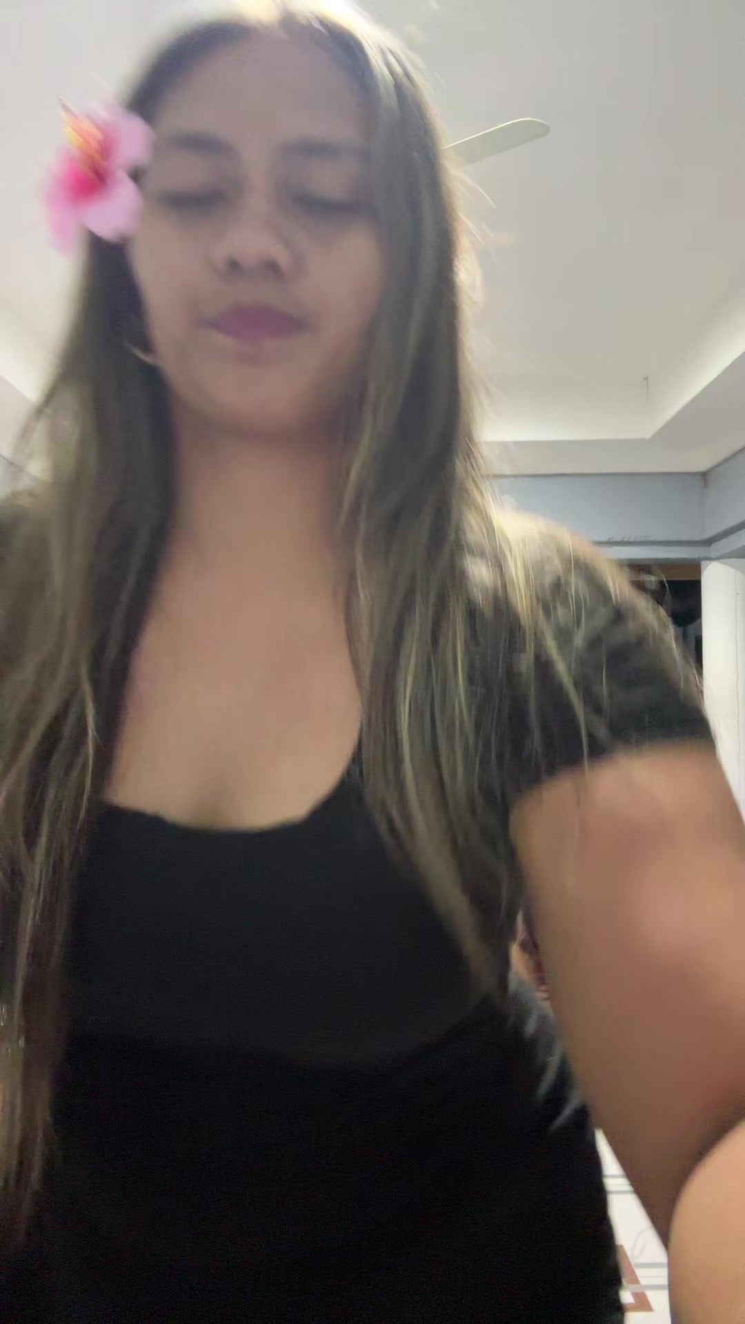 @Ana x