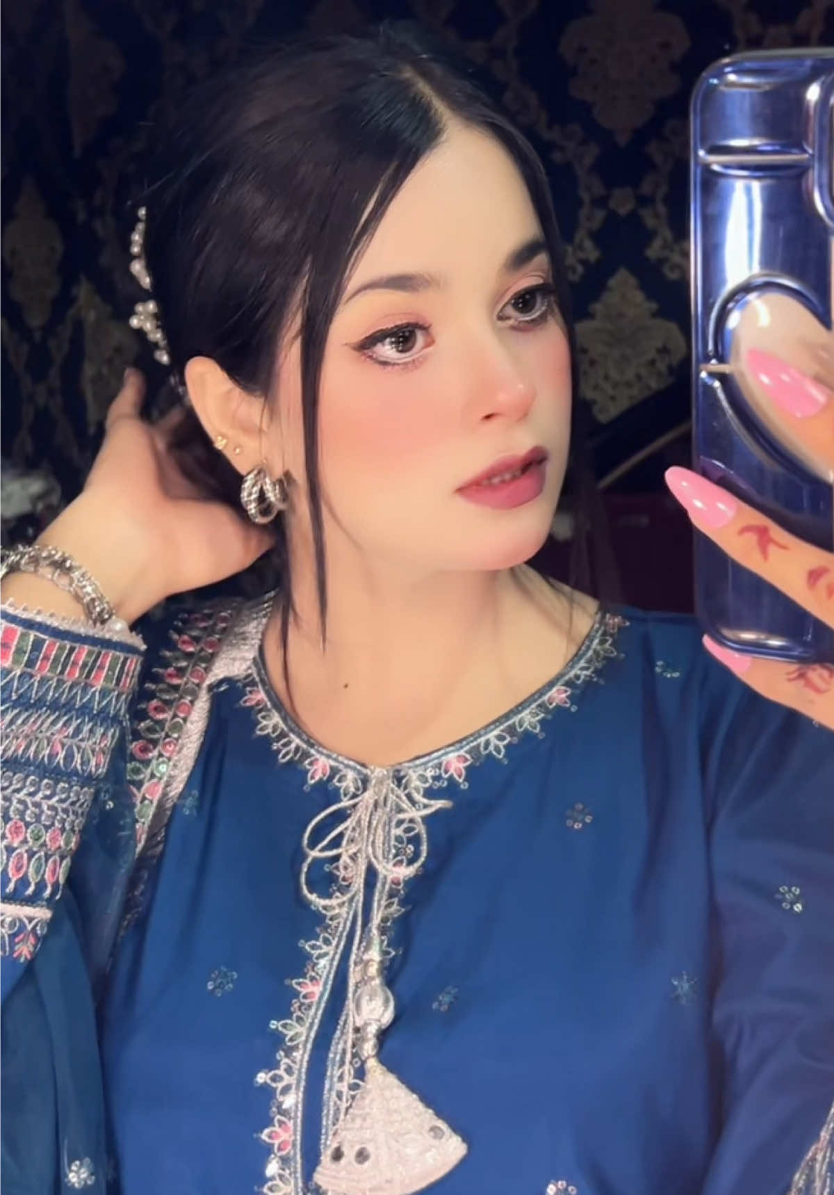 @𝐀𝐋𝐈𝐗𝐇𝐁𝐀 𝐑𝐀𝐌𝐙𝐀𝐍🥀
