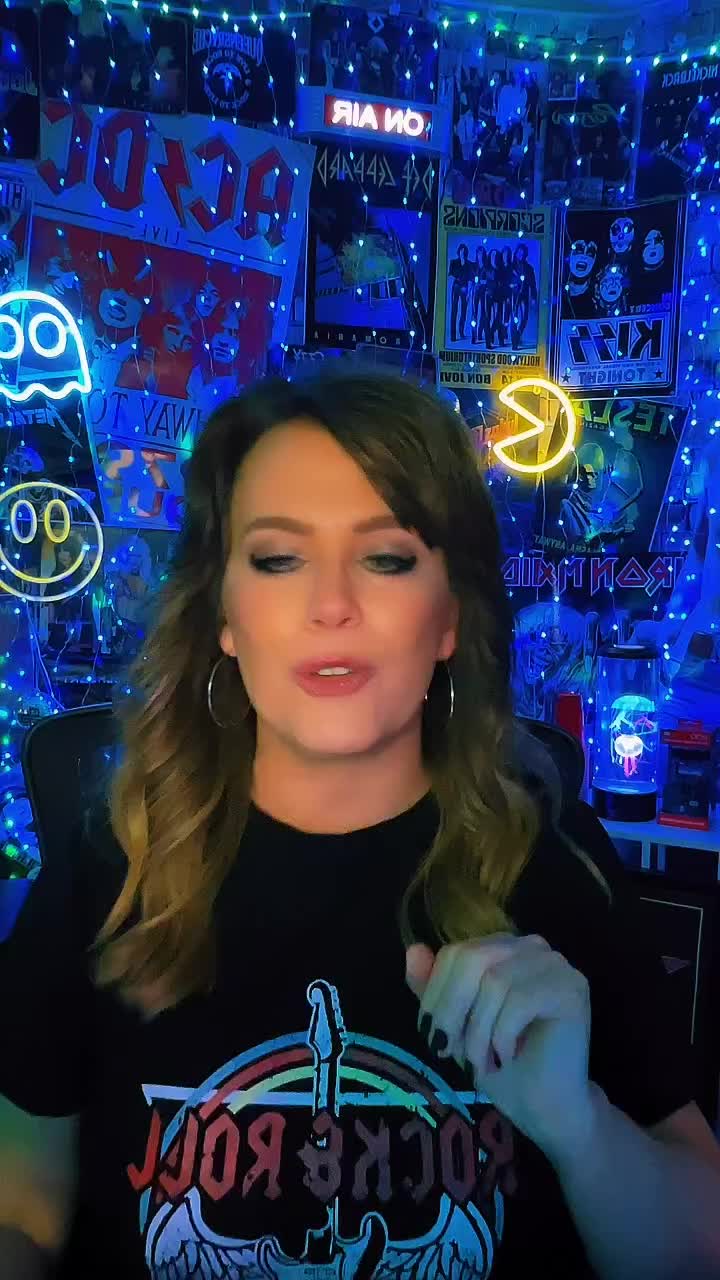 @❌️Christine Kennedy