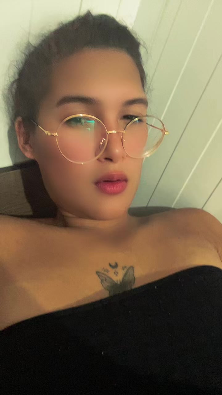 @_carla.gabrielly_