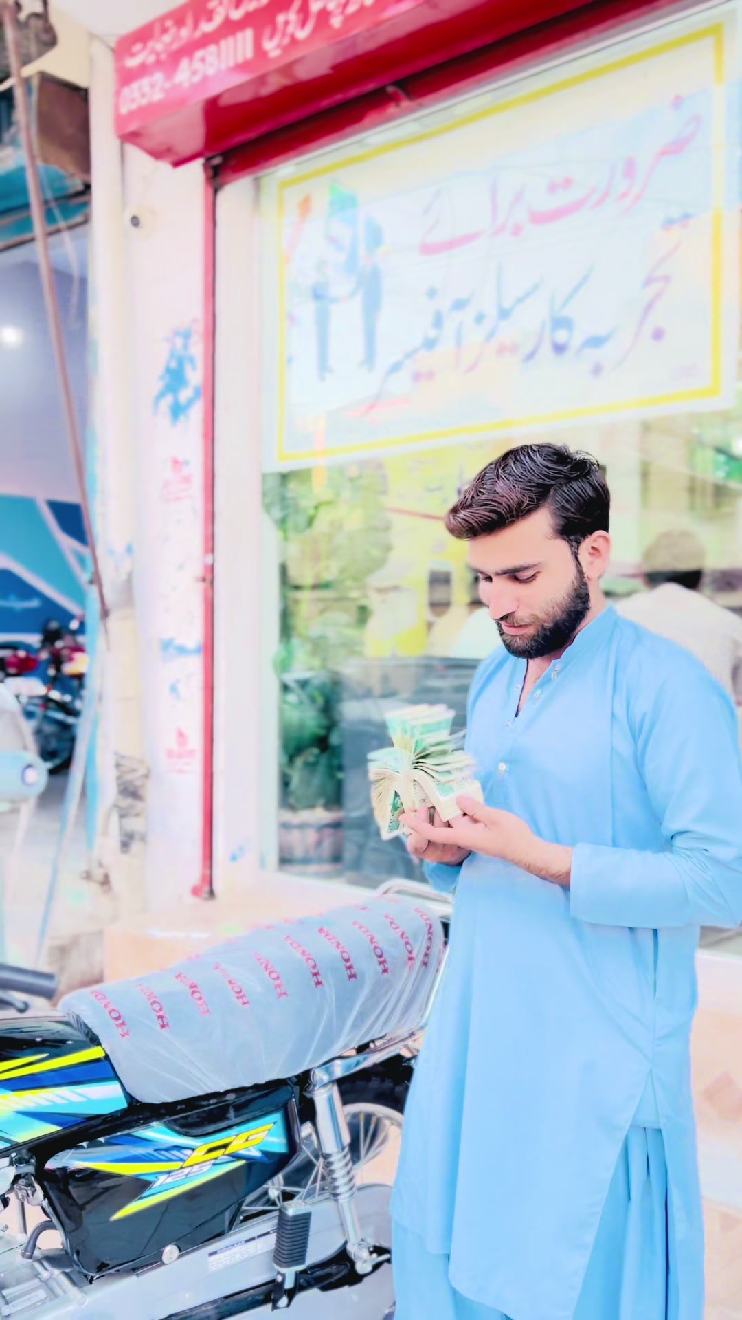 @👑Nawab Latif👑
