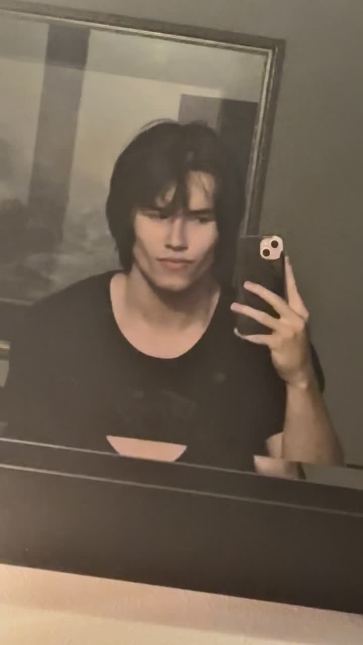 @𝙈𝙤𝙣𝙖𝙧𝙘𝙝