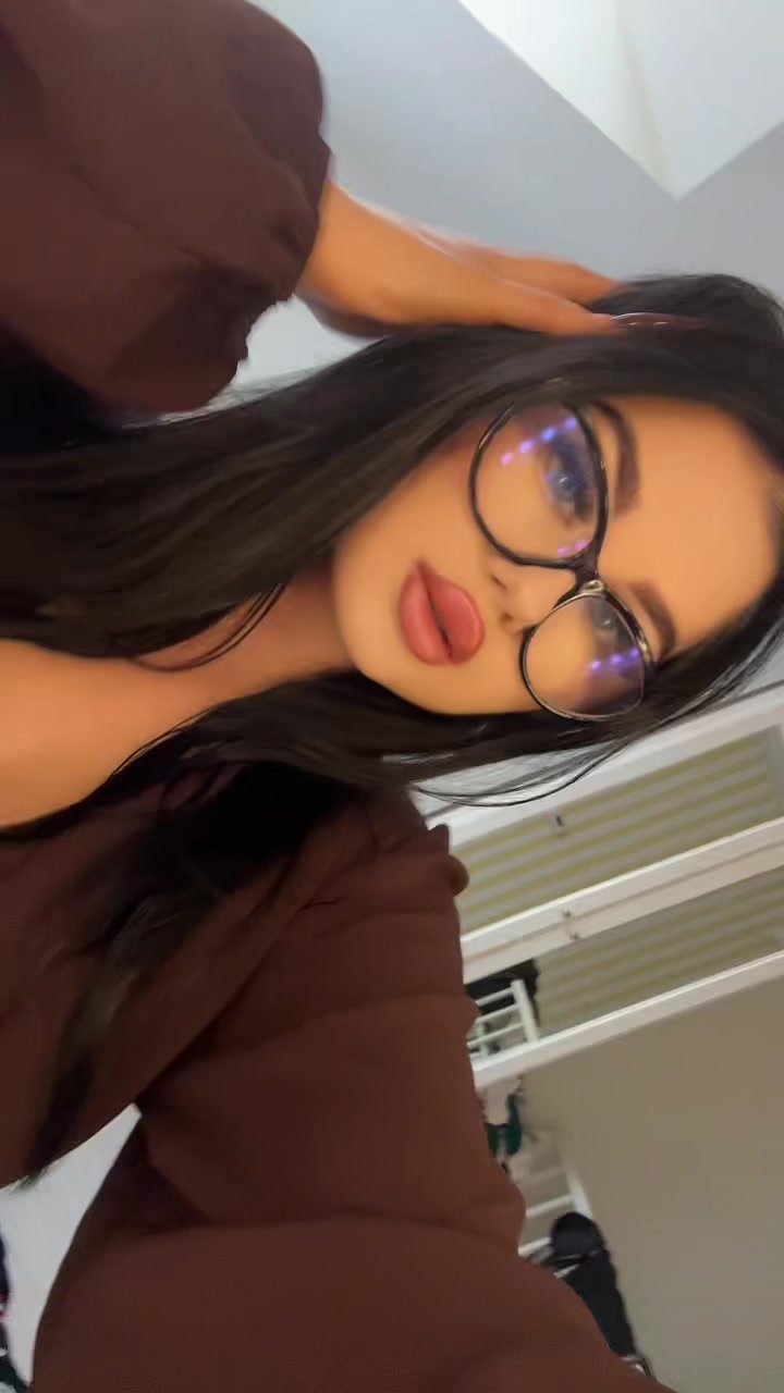 @sziriruriruv2