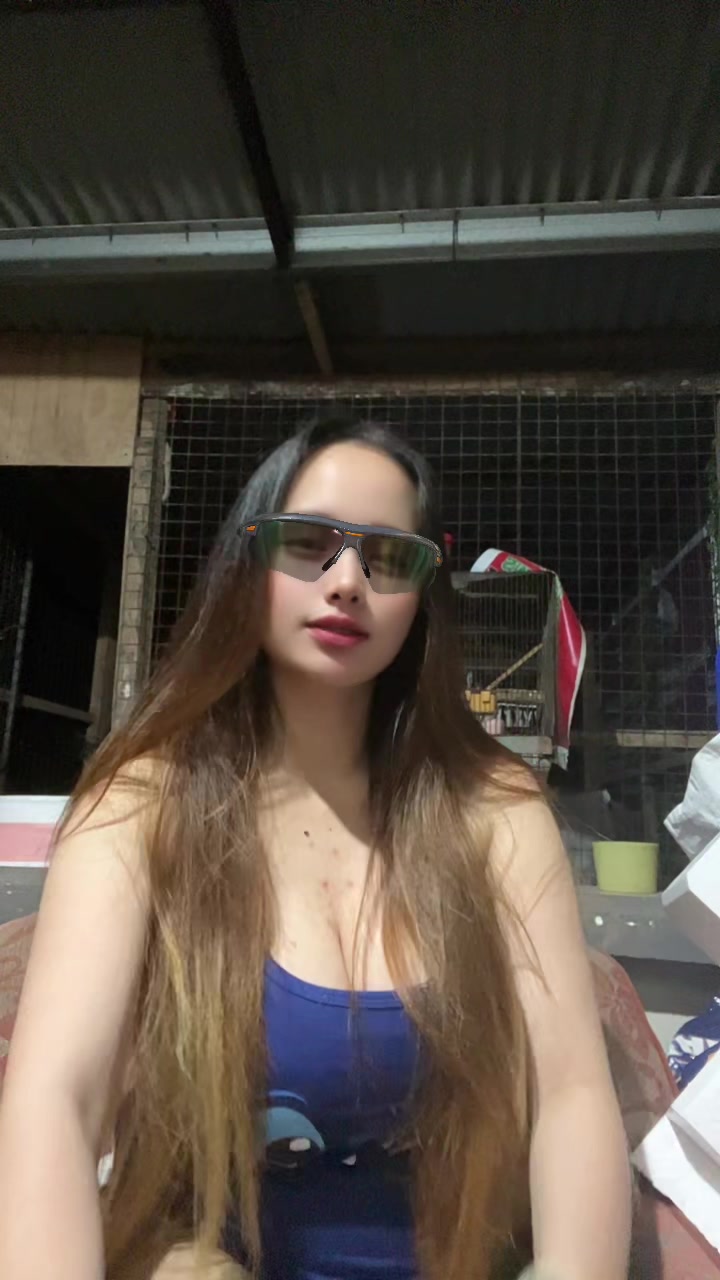 @Luna