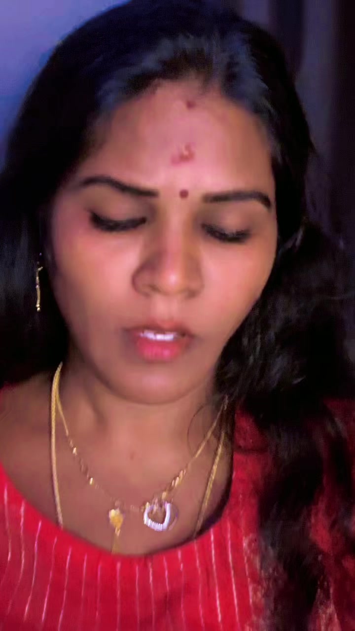 @GaYaThRI❤️ MaNiKAnDaN ❤️🇨🇦☃️