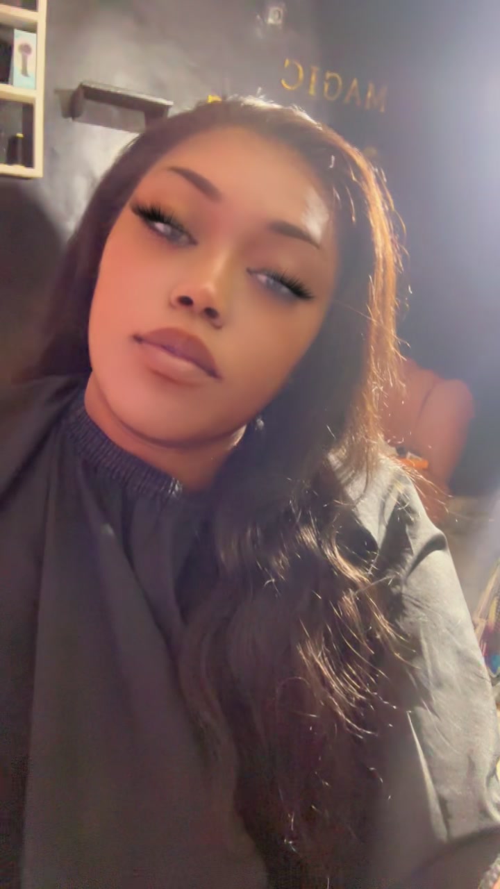 @Larrissa7