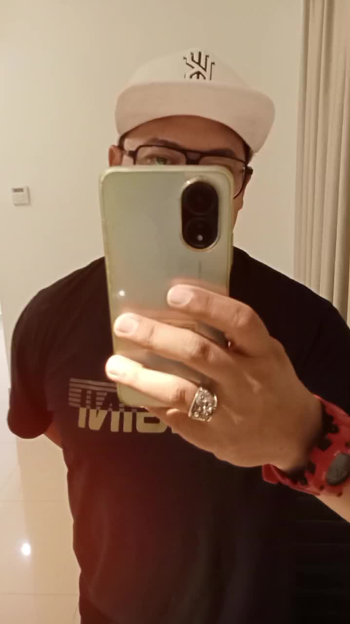 @......