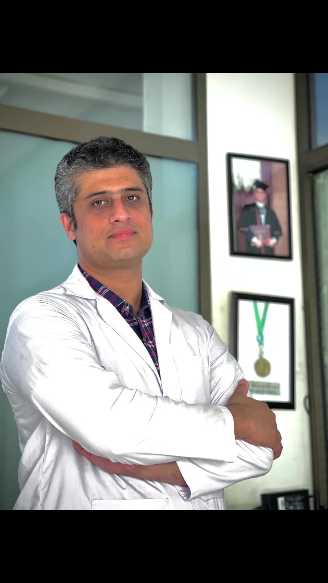 @Dr Omar Cosmetic Dentist