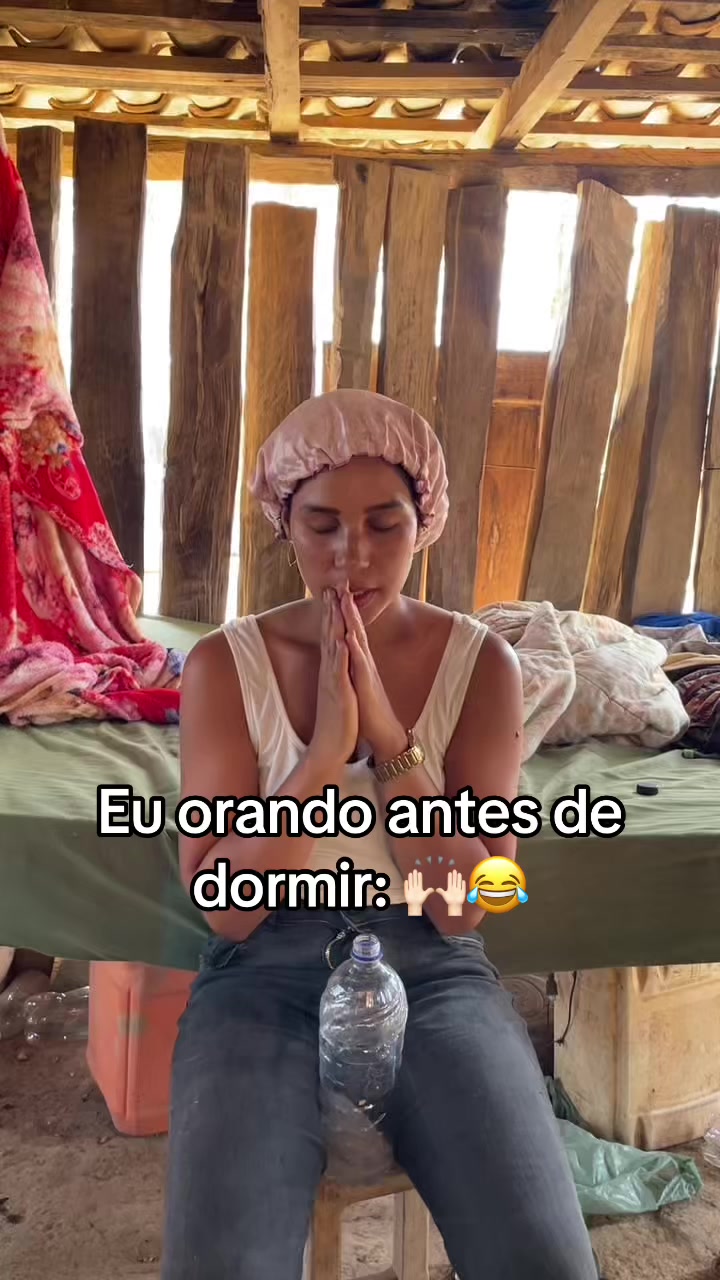 @monicadejatoba