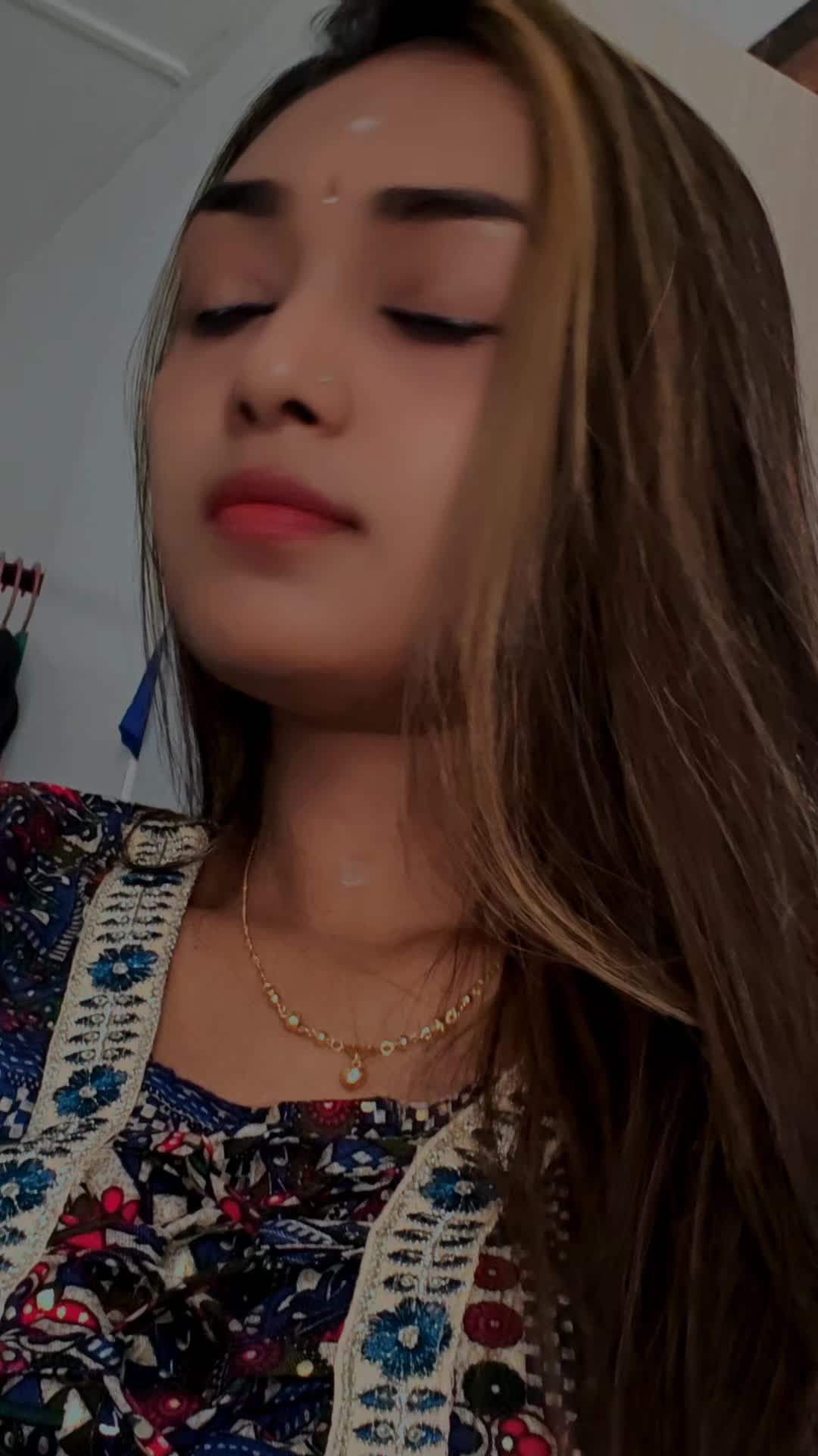 @{Chocolate🍫 Ponnu}