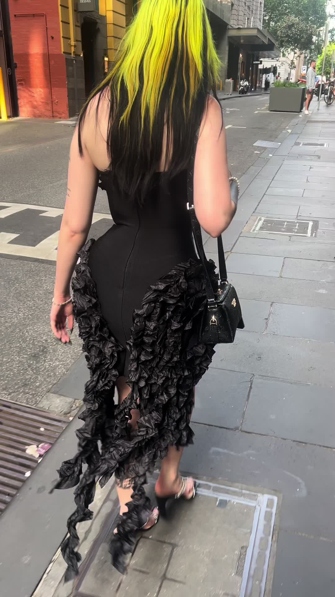 @LivingSkullz 🖤
