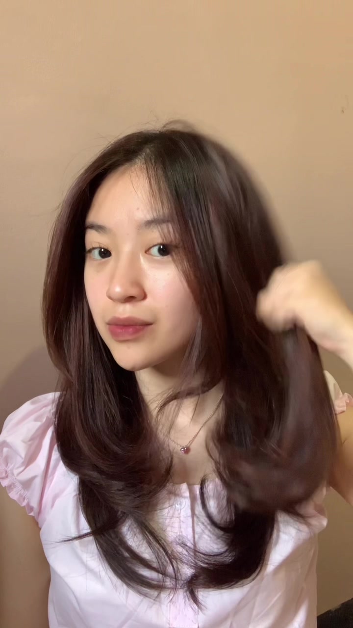 @𝒩
