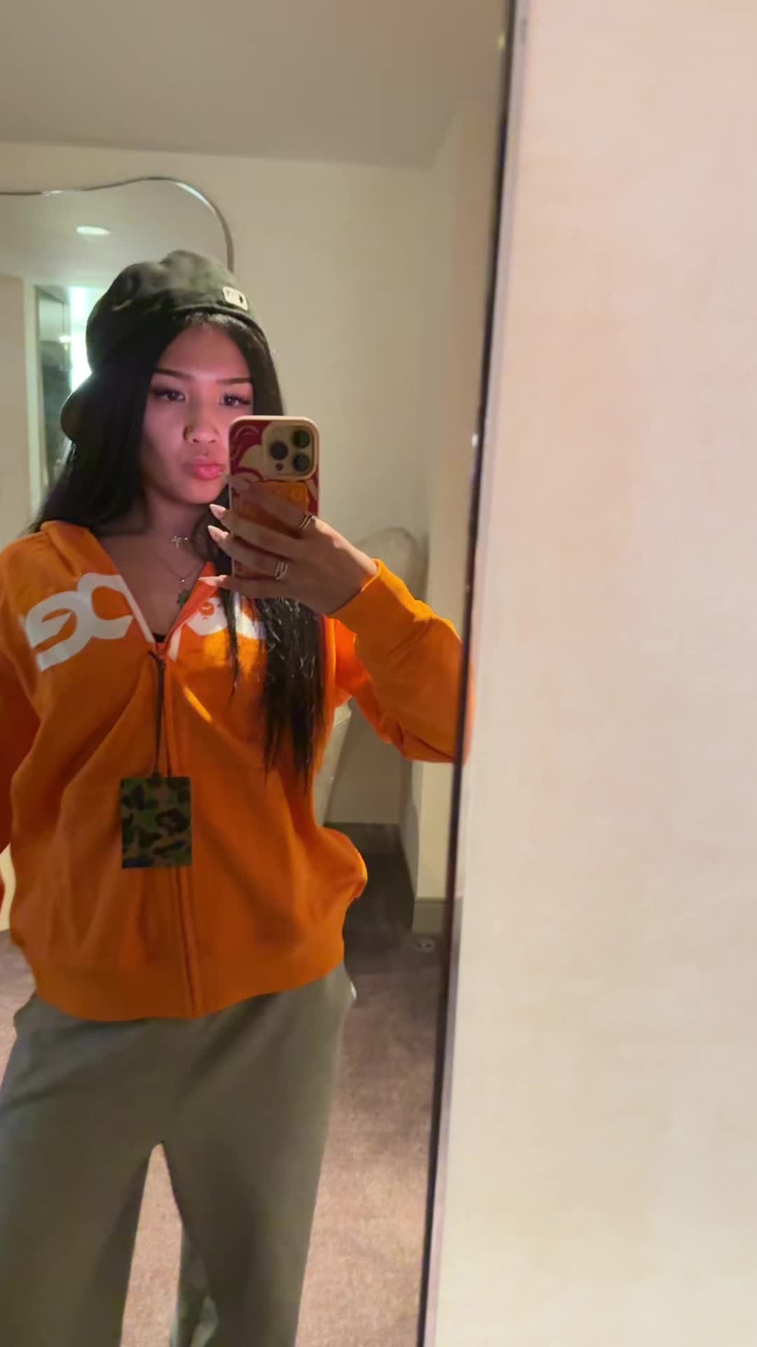 @whitetoes62902746