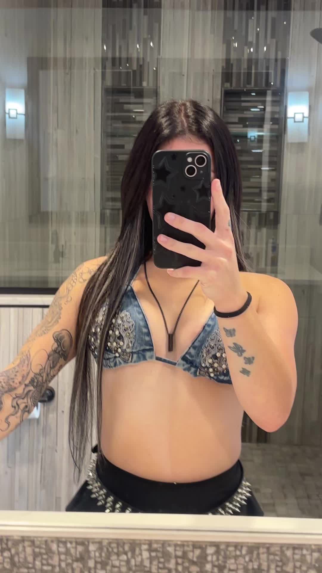 @Lexi