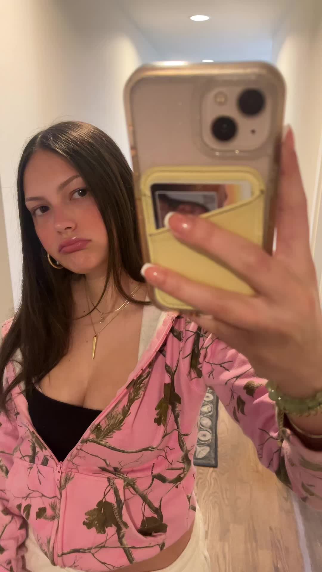 @mira 🪽