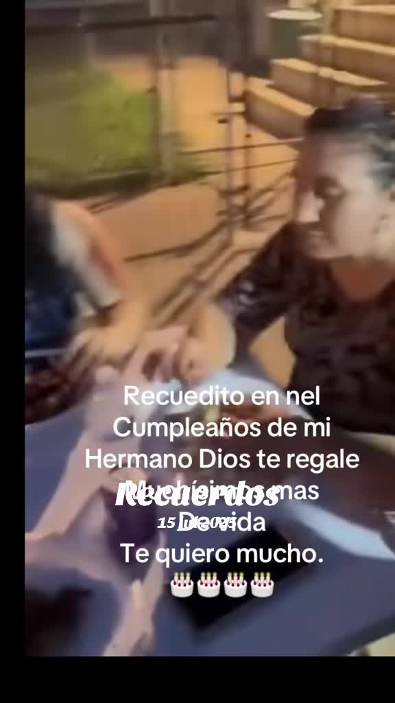 @josselineoro