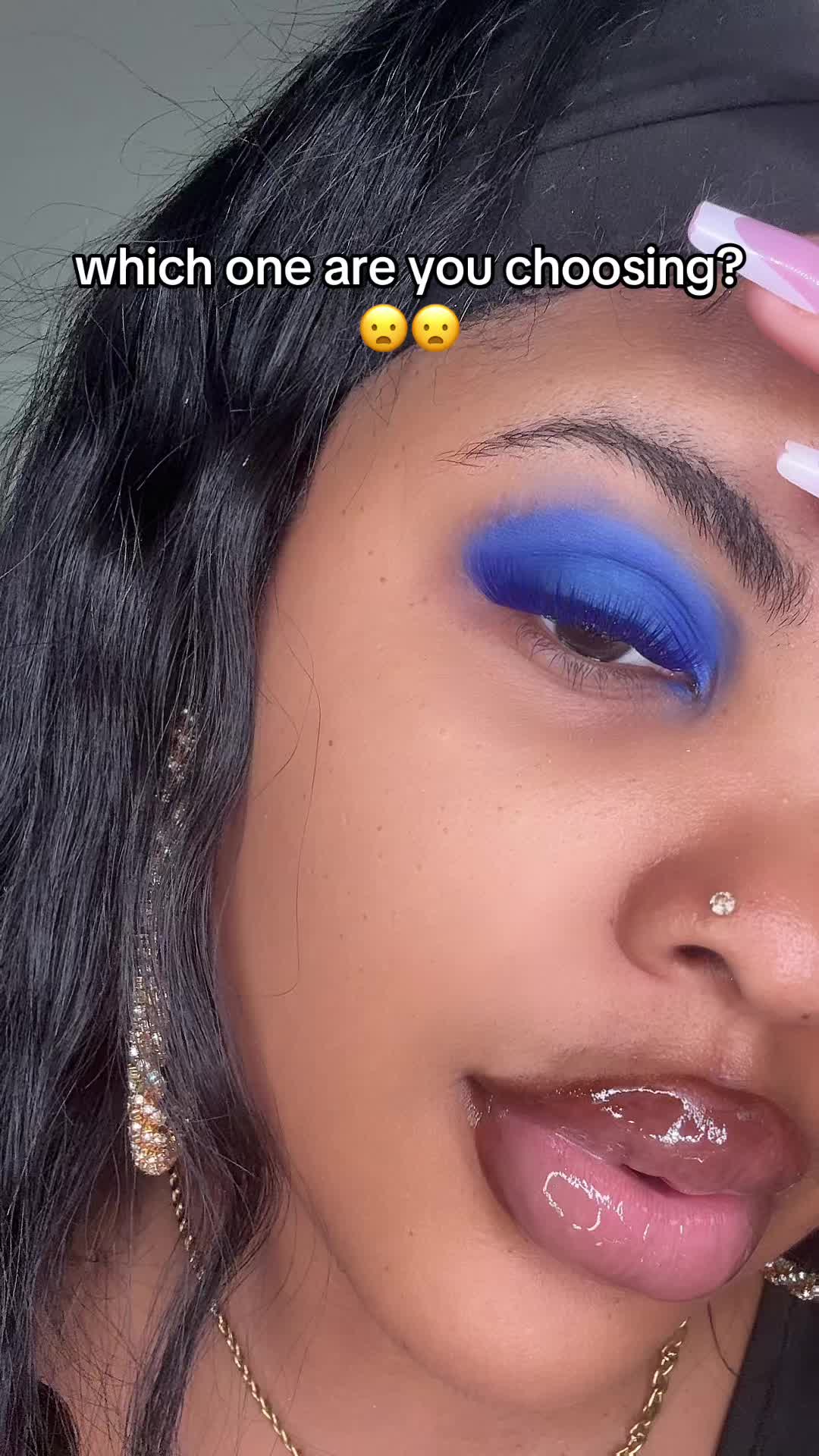 @ZOESQOQ