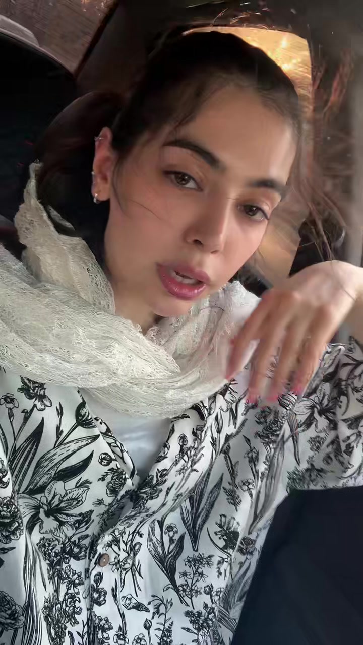 @Mahshid_kh