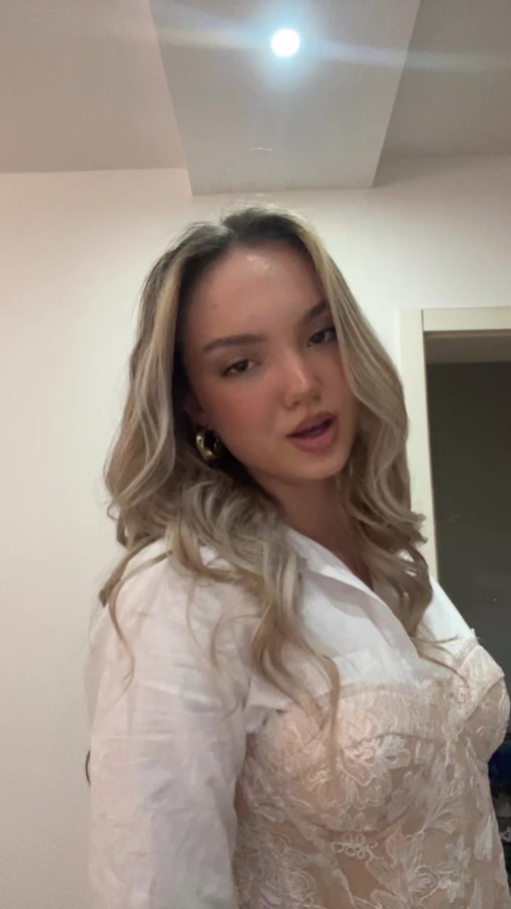 @𝐉𝐞𝐥𝐞𝐧𝐚