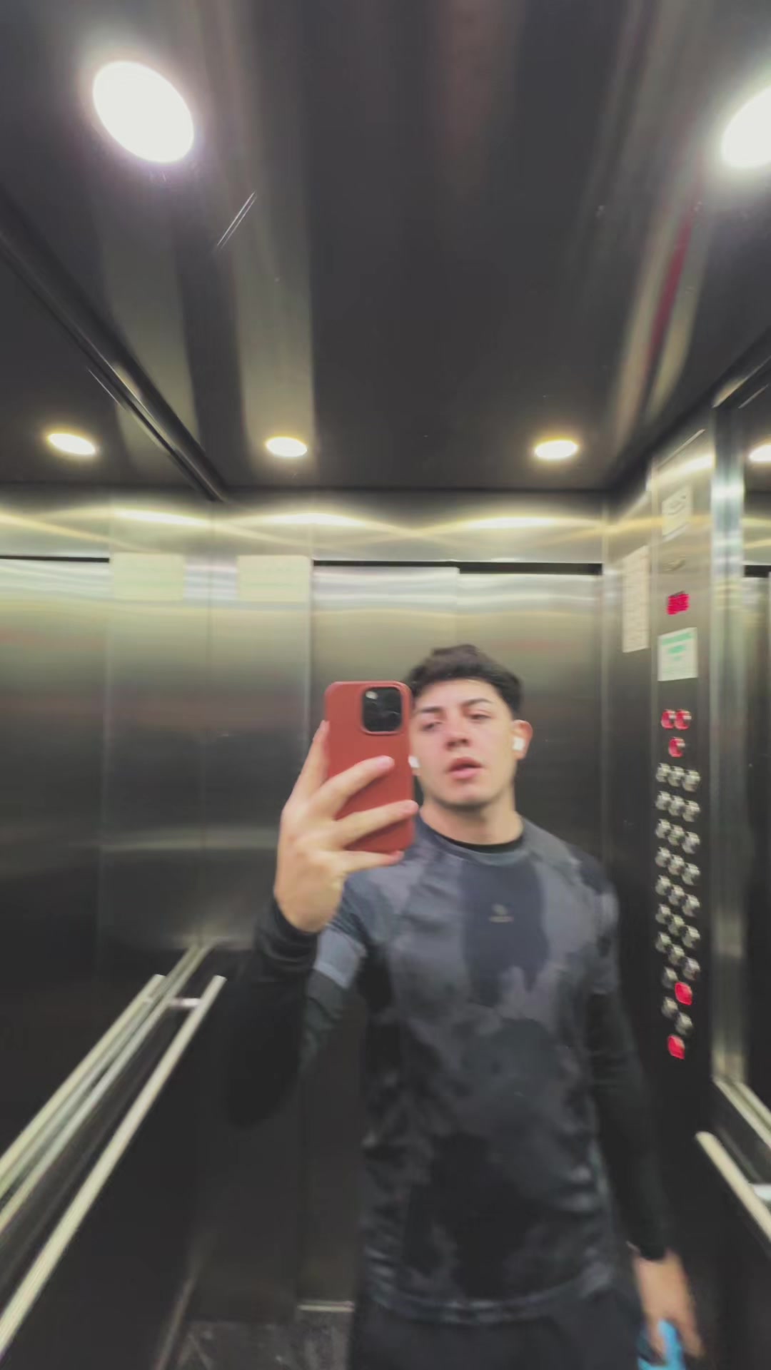 @Leo Zarate