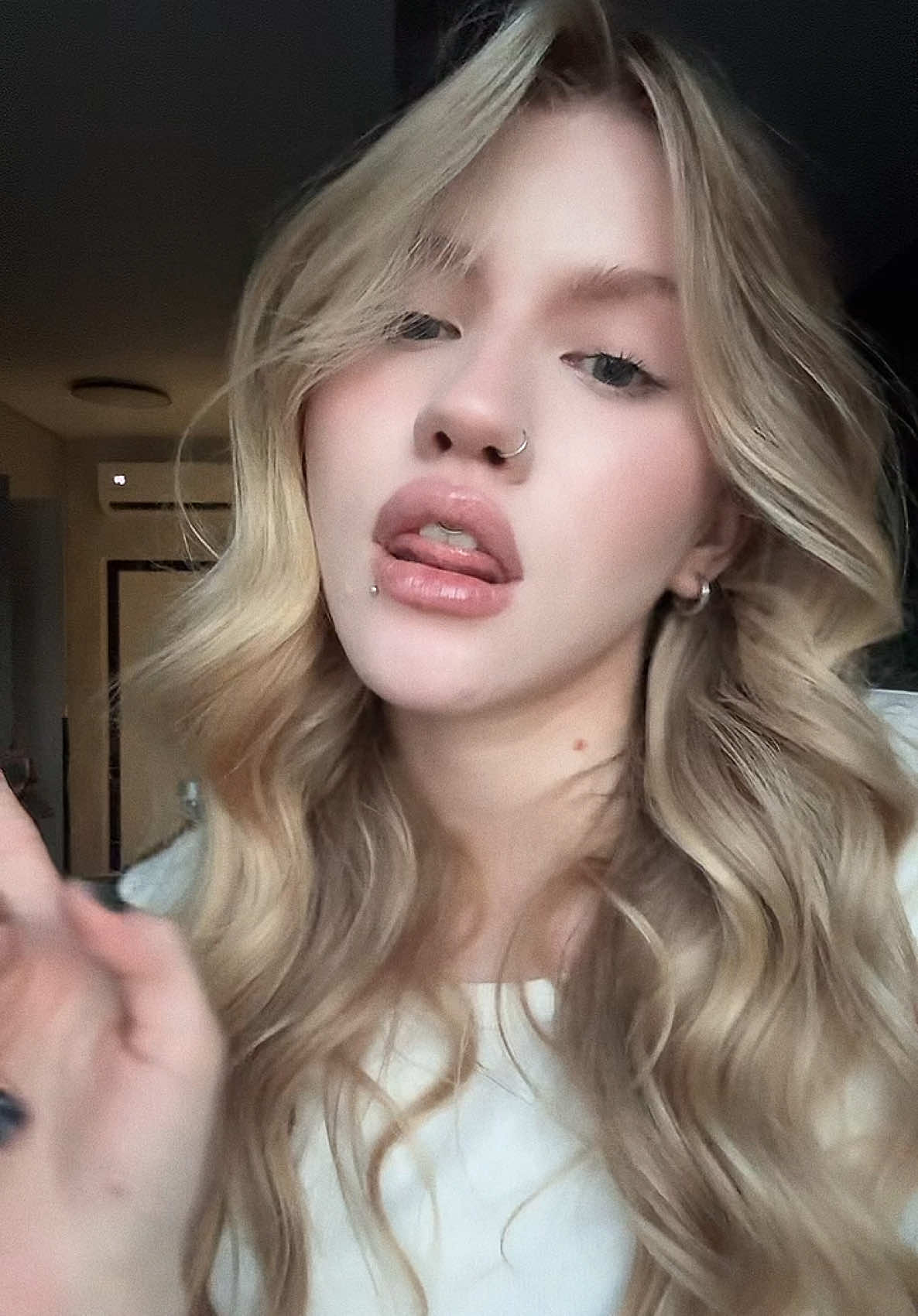 @GLOSS LOCK