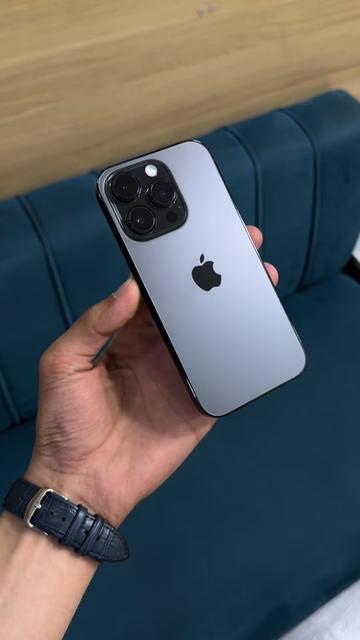 @iPhone Store Baku