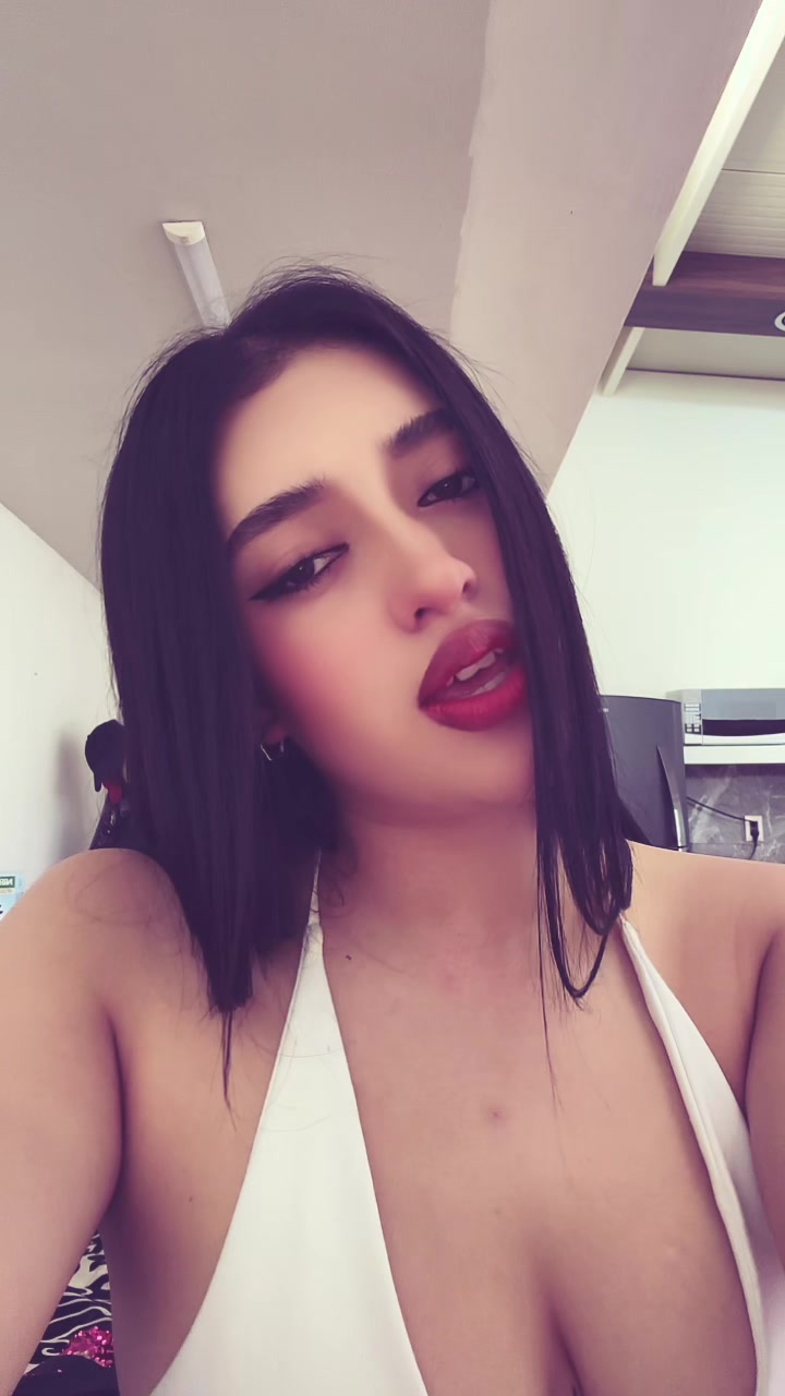 @Valentina
