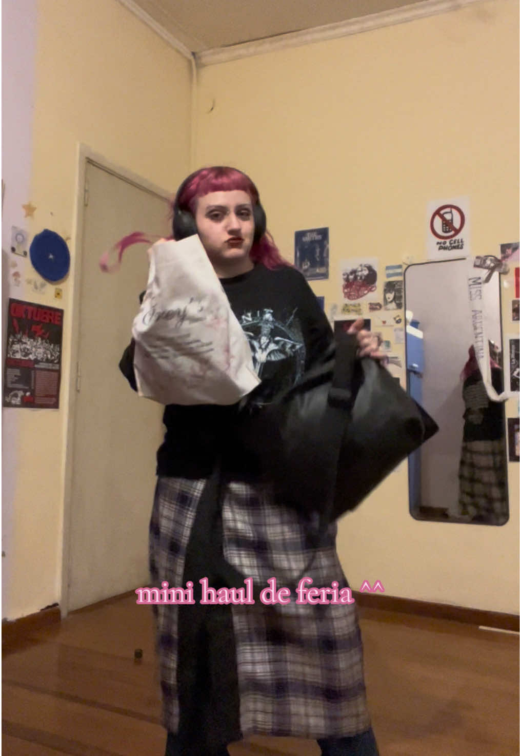 @iara ⋆.ೃ࿔*:･